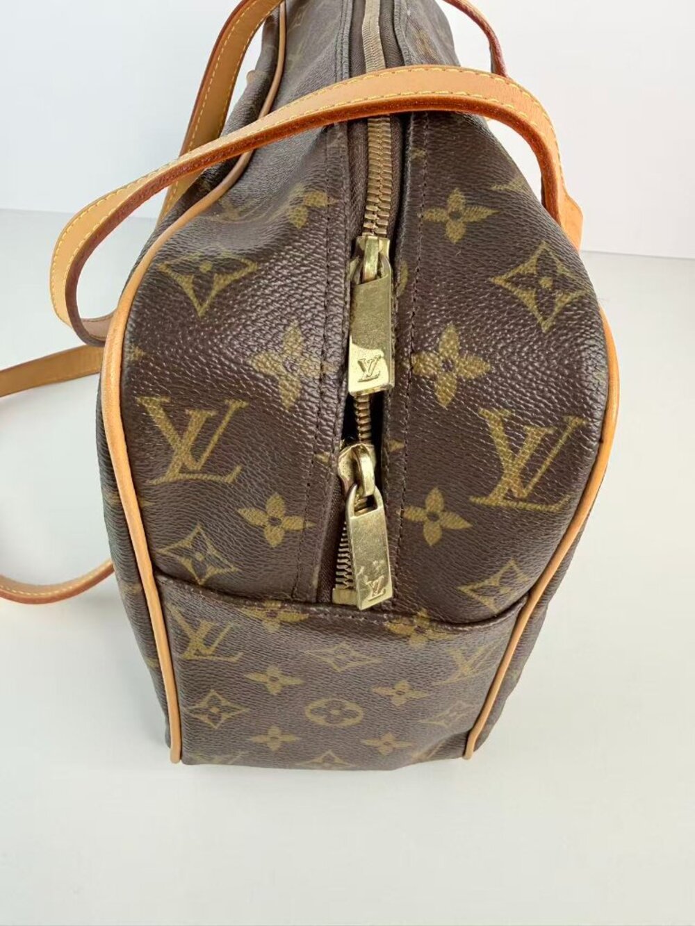 louis vuitton cite handbag monogram canvas - Picture 6 of 13